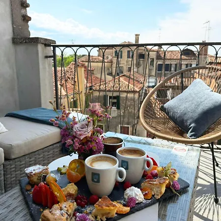 Ca'9 Rooftop Terrace